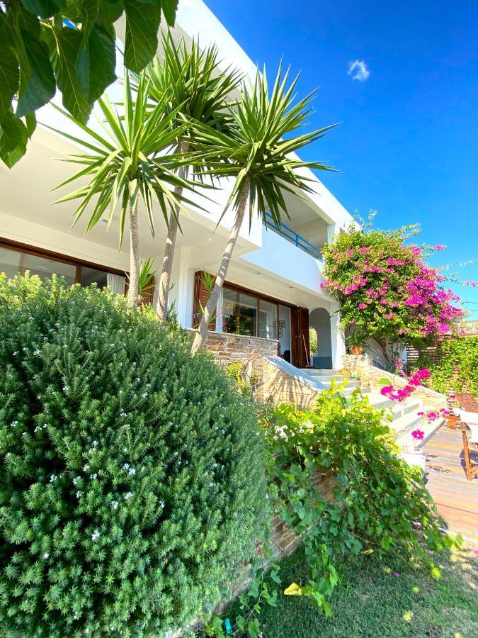 Beach House Set In A Beautiful Bay 卡利斯托斯 外观 照片