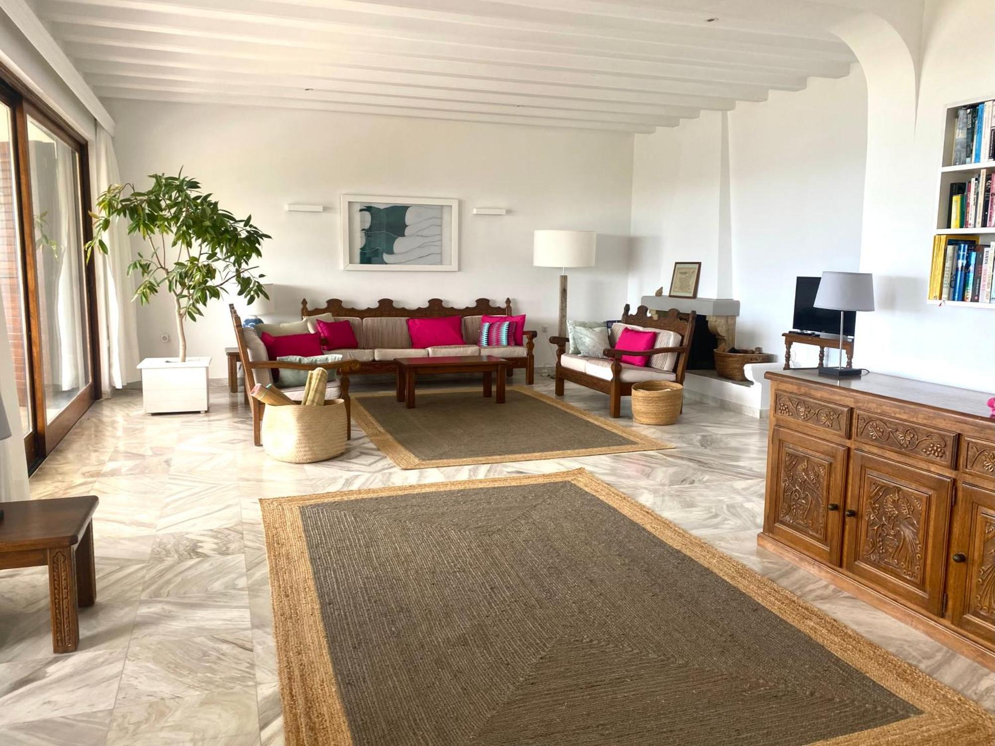 Beach House Set In A Beautiful Bay 卡利斯托斯 外观 照片