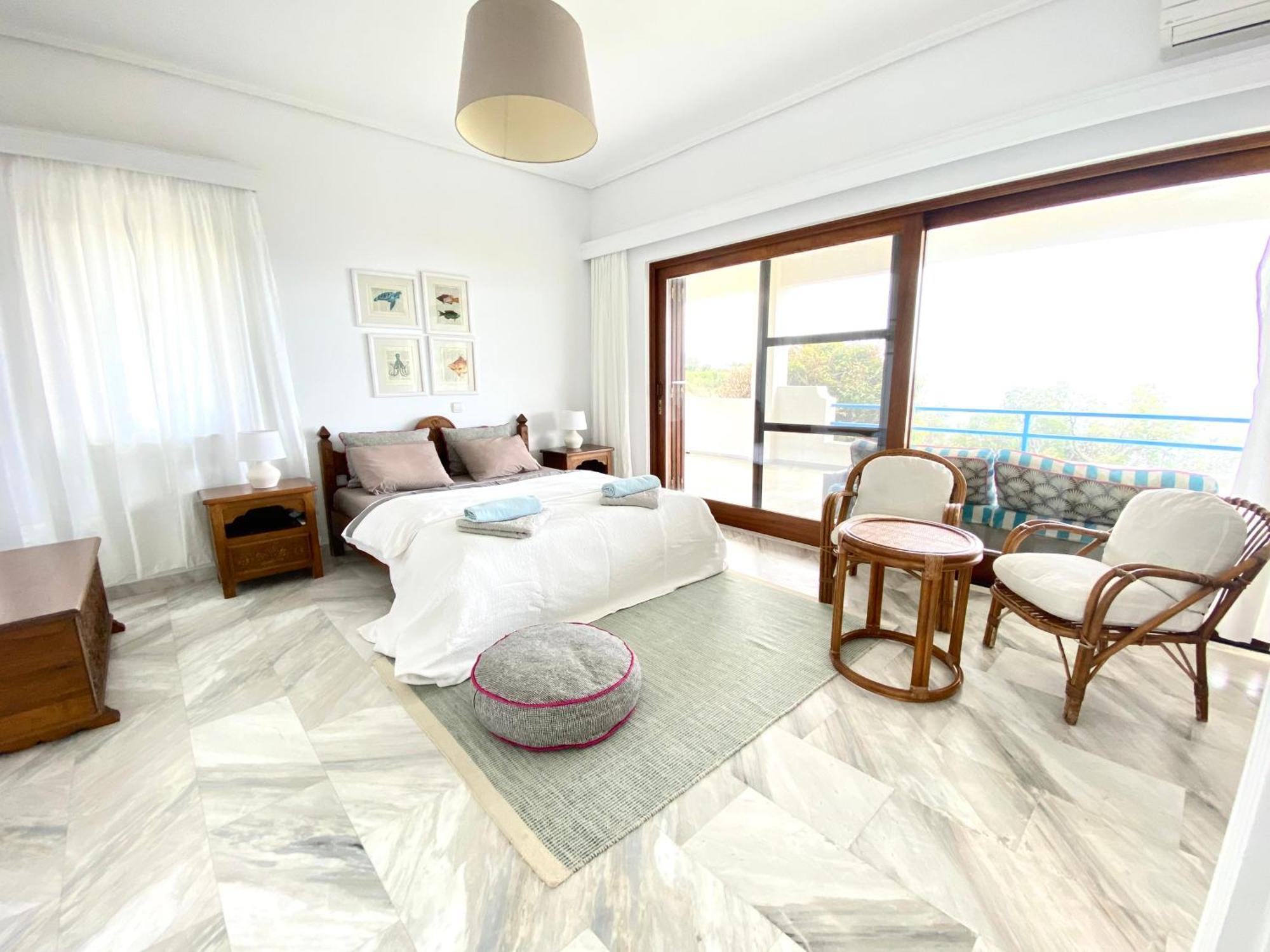 Beach House Set In A Beautiful Bay 卡利斯托斯 外观 照片